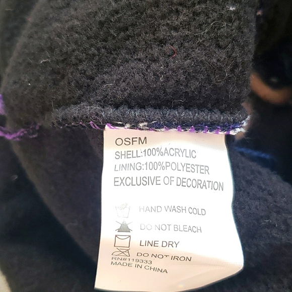 American flag winter snow hat - Picture 4 of 4